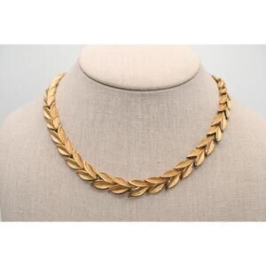 Vintage Crown Trifari Gold Leaf Choker Necklace 16.5" Signed